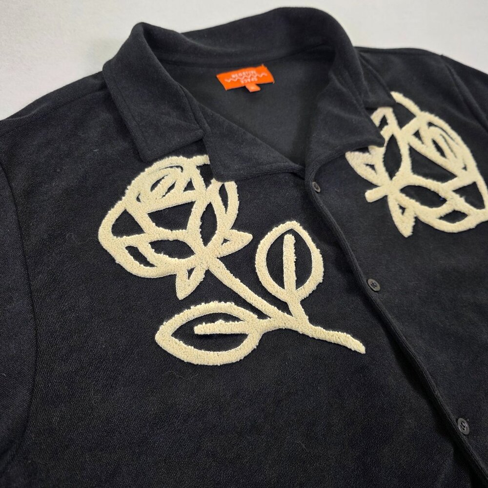 Negative Space Mens XL Embroidered Rose Button‎ Up Shirt